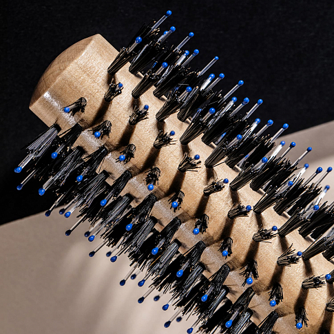 The Blow-Dry Brush 1