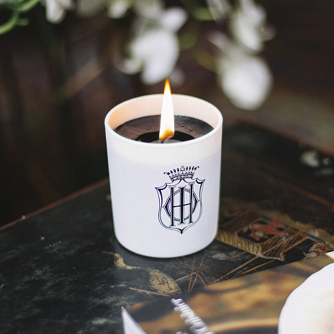 Tuberose perfumed candle