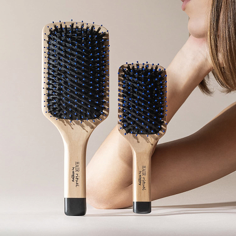 The Pocket Brush Radiance & Softness