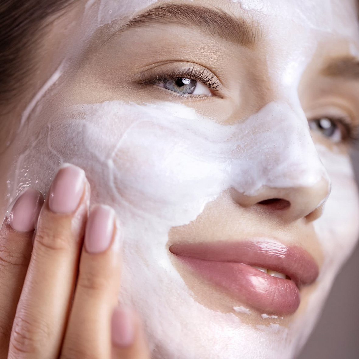Phyto-Blanc Brightening Cleansing Foam-in-Cream